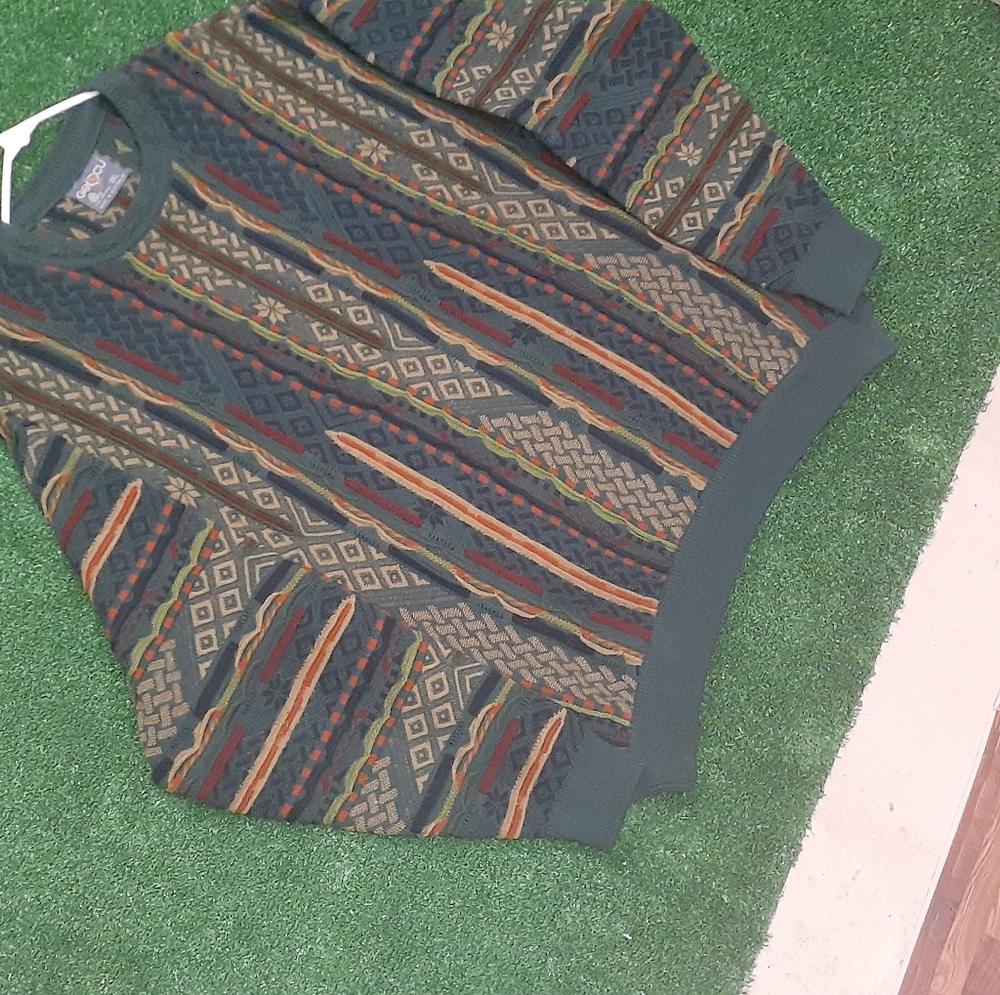 EUC VTG 90's Geccu Australia Abstract Art Sweater